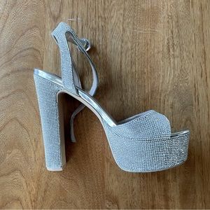 Steve Madden - Glittery Sparkly Heels